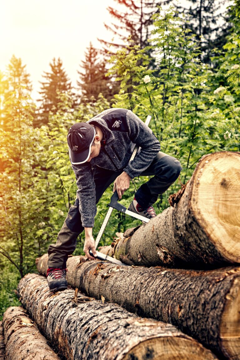 ARNO en Acción: AX-MEN confía en IBQ Textiles para sus prendas de outdoor